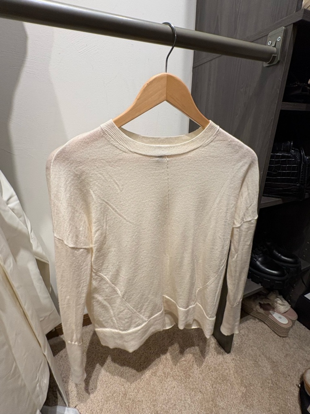 Banana Republic Cream Merino Wool Crewneck Sweater
